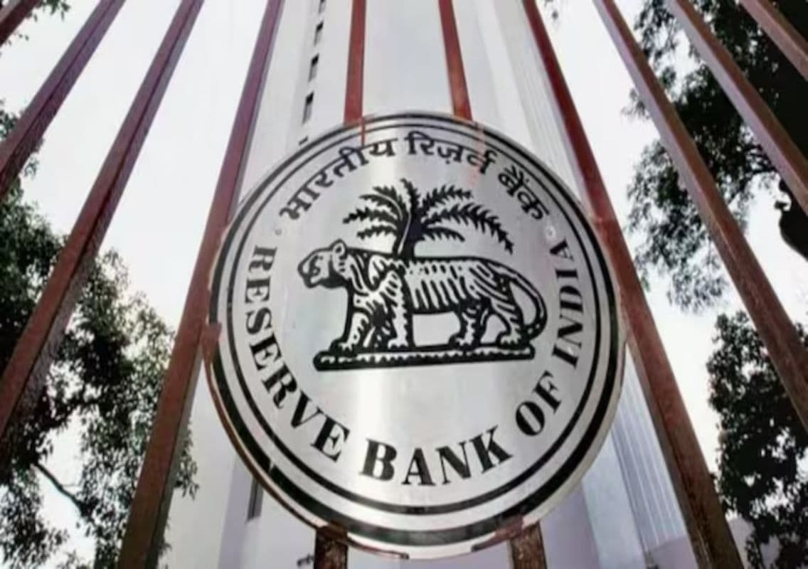 RBI to transfer record Rs 2.87 lakh crore dividend