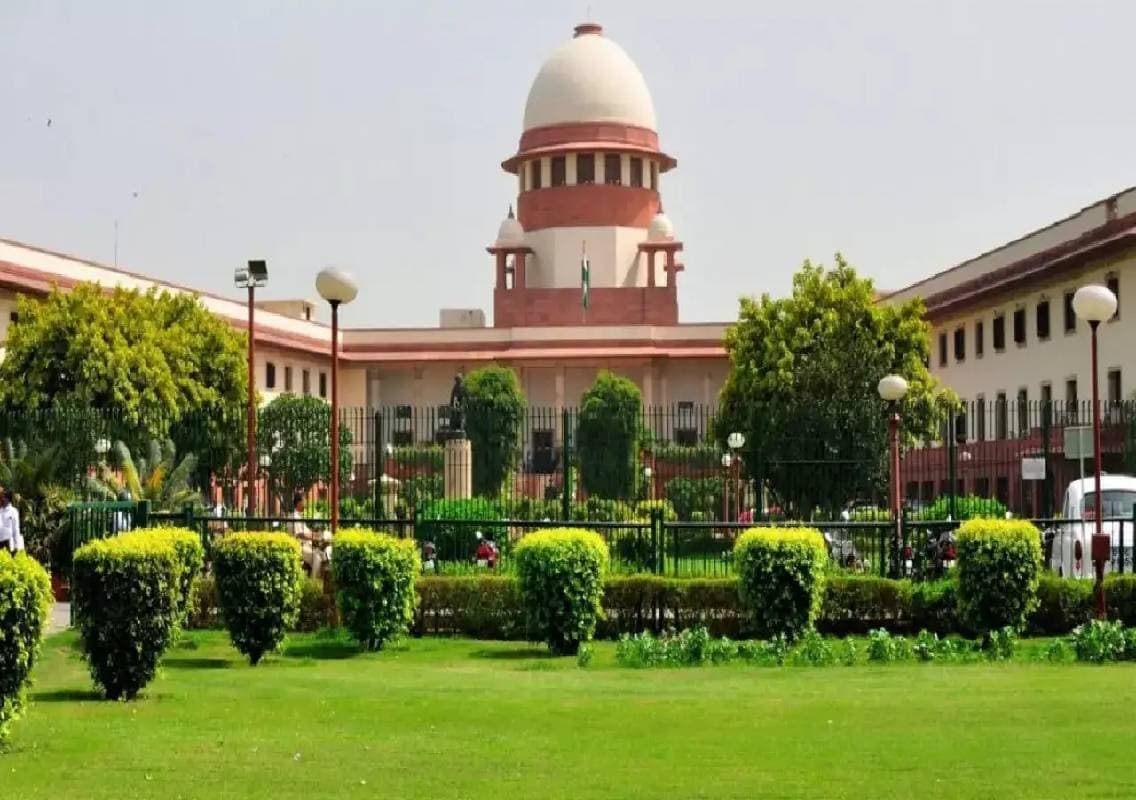 SC backs EC on counting staff, setback for TMC