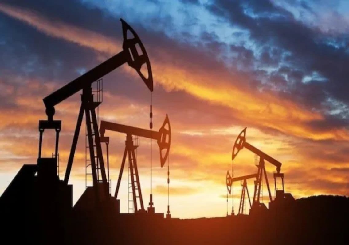 Oil prices jump over 3% amid Middle East tensions