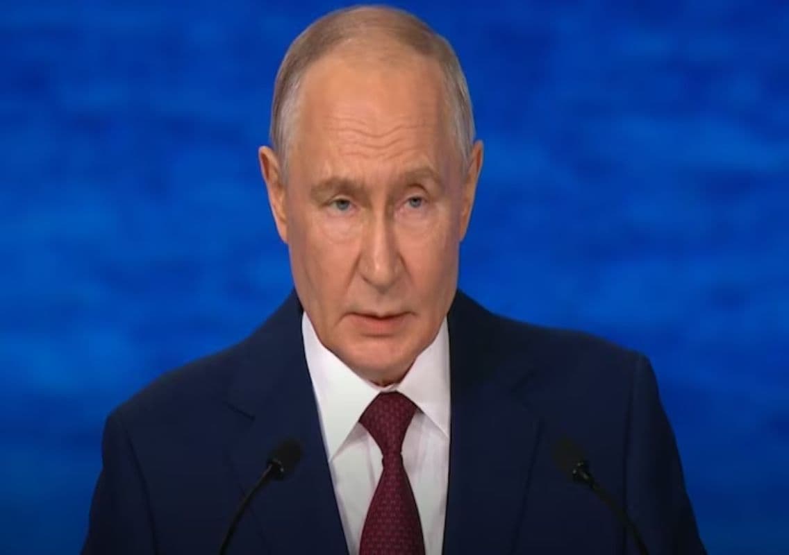 Russia halts Putin surveillance after Iran CCTV hack