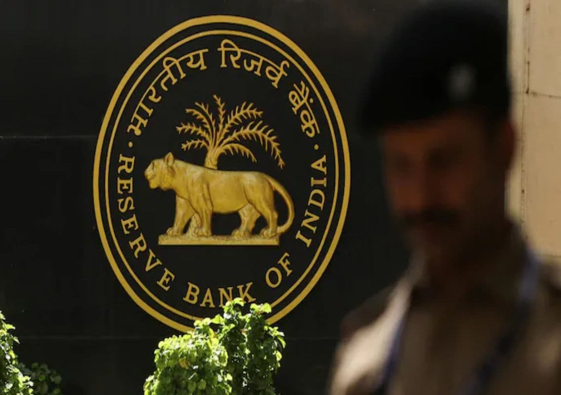 India posts Q4 current account surplus in FY26