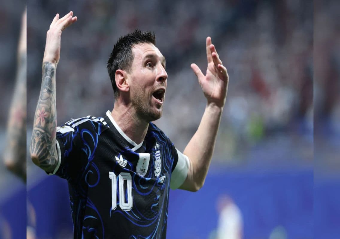 Messi inspires Argentina comeback against England