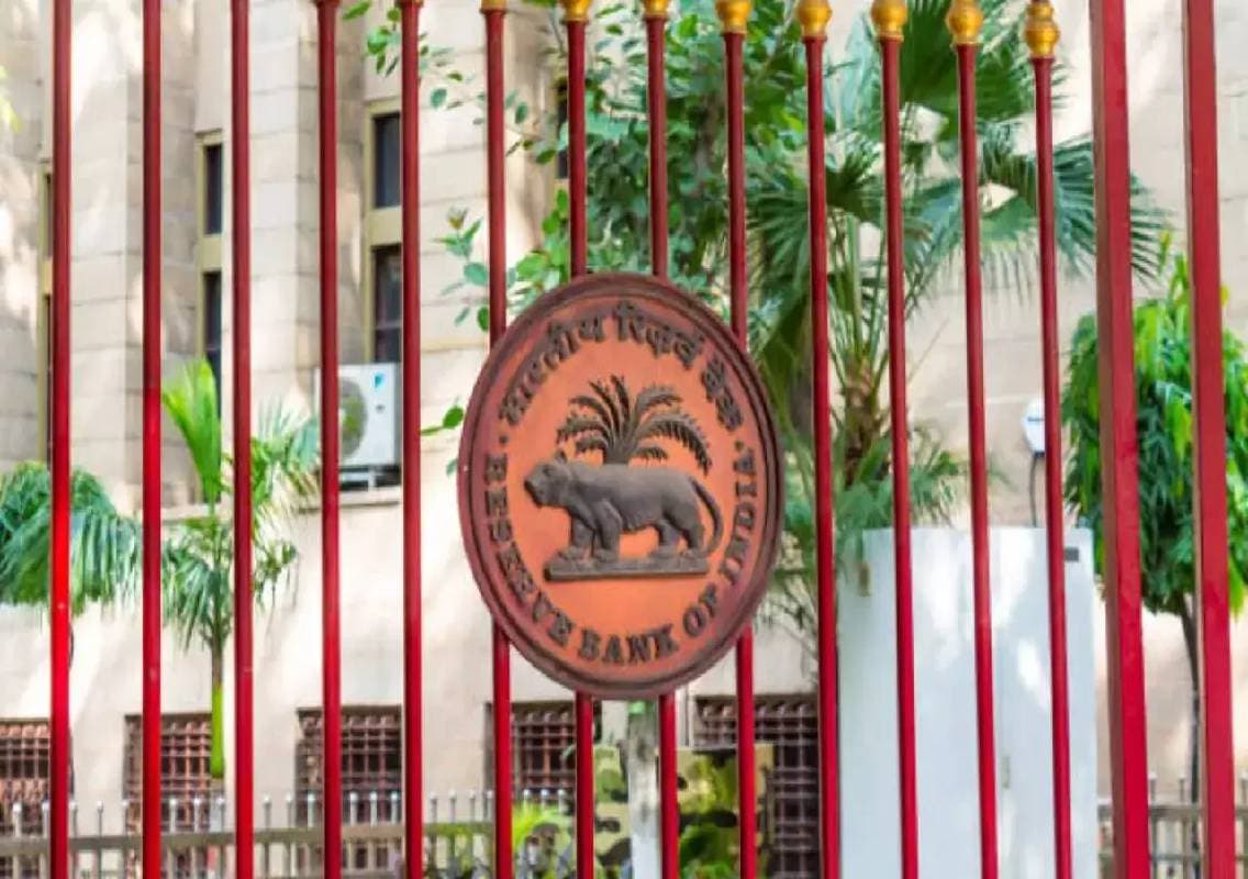 Govt approves RBI trial of ₹10 and ₹20 polymer notes