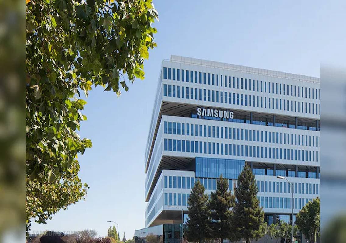 Samsung cuts US jobs amid HQ shift to Texas