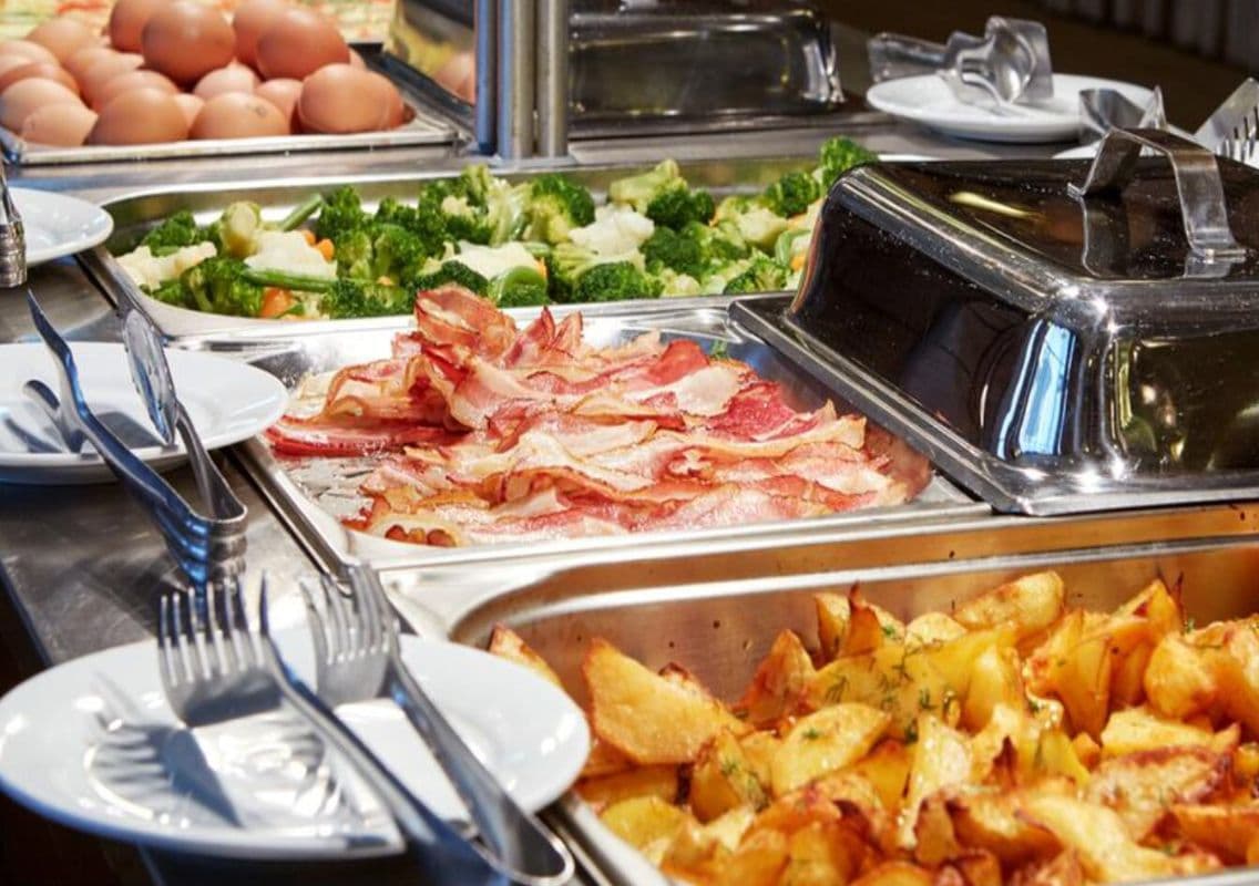 Maharashtra FDA suspends licences of 13 food outlets