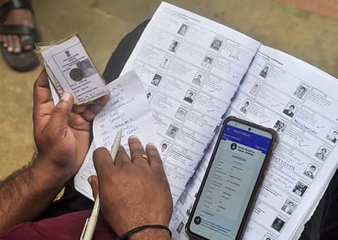 Karnataka SIR: Final electorate falls to 4.54 crore