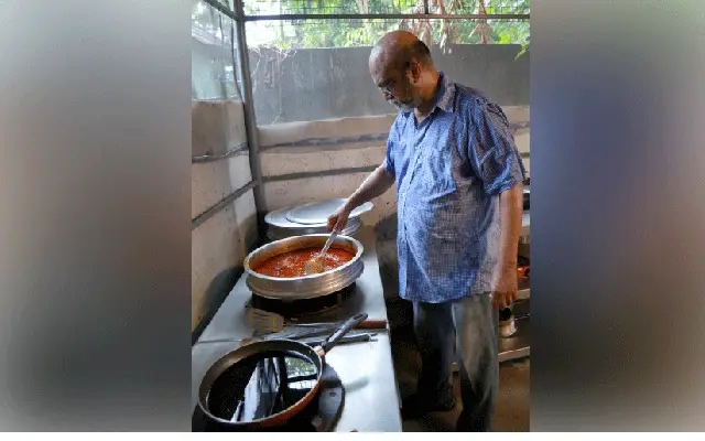 From IAS Officer to Restaurateur: Ali Asgar Pasha's Culinary Journey - News Karnataka