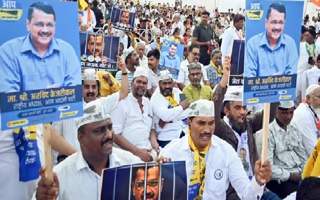 Kejriwal, AAP Protest Bibhav Kumar Arrest |10 Updates on Swati Maliwal Case - News Karnataka