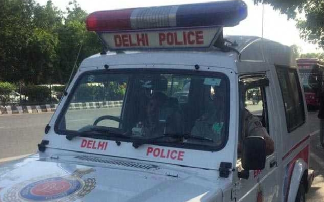 Woman Disguised As Courier Agent Attempts Robbery. Arrested - News Karnataka