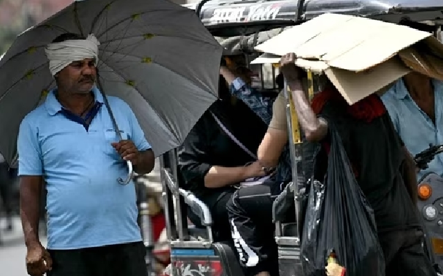 Delhi Heatwave Claims Life: A Man Dies from a 107-Degree Fever Heat Stroke - News Karnataka