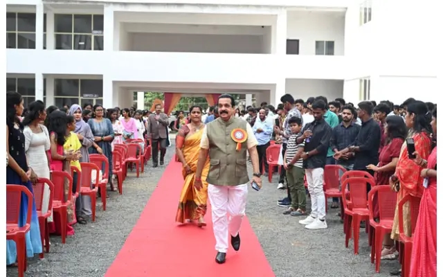 Karavali Group of Colleges Holds Annual Award Presentation Ceremony - News Karnataka