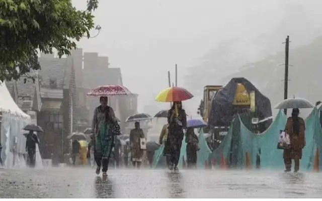 Karnataka Coast to Experience Moderate Rainfall, Power Outages - News Karnataka
