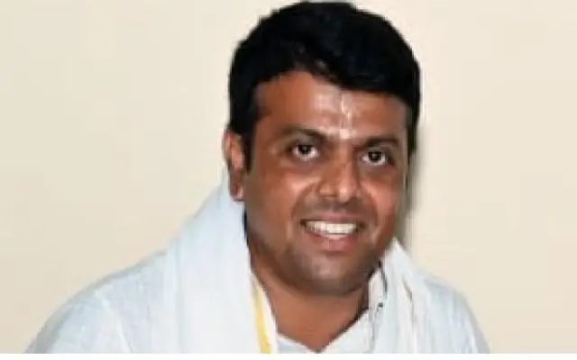 MLC and Congress District President Demand MLA Harish Poonja's Resignation - News Karnataka