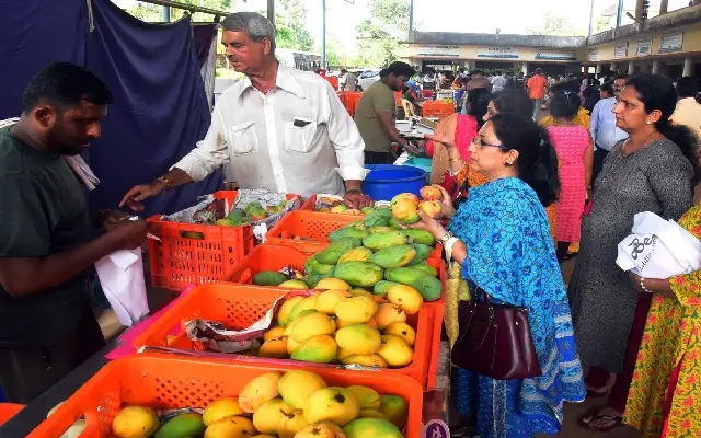 Mango Exhibition and Sale Fair Promotes Local Farmers' Produce in Udupi - News Karnataka