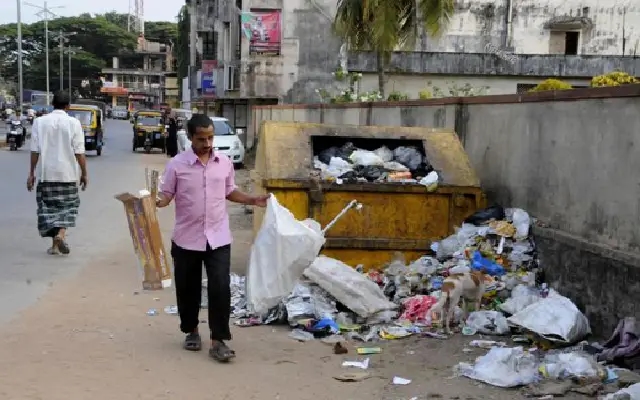 Udupi Municipal Council Takes Action Against Littering Offenders - News Karnataka