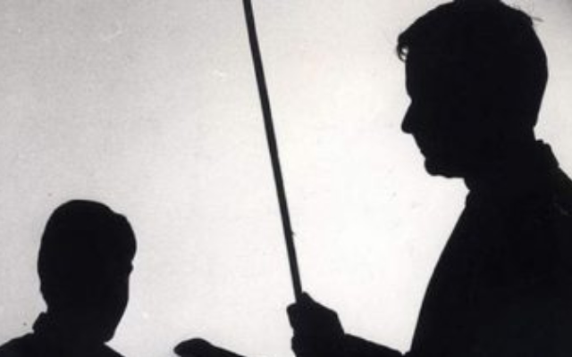 UP Student Partially Loses Hearing After Teacher's Slaps: Authorities - News Karnataka