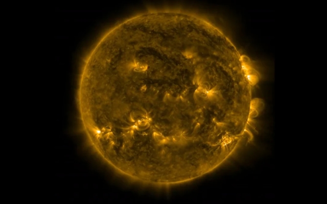 Massive Solar Storm Approaching Earth, Potential Blackouts Expected - News Karnataka