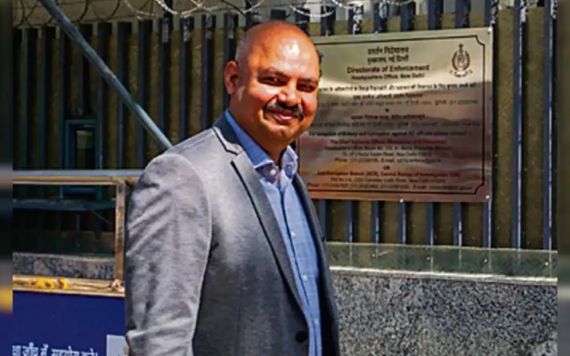 Kejriwal's Aide Skips Women's Panel Hearing in Maliwal Assault Case - News Karnataka