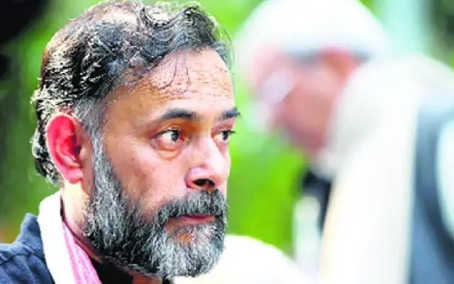 Yogendra Yadav Joins Prashant Kishor Predicts BJP Win - News Karnataka