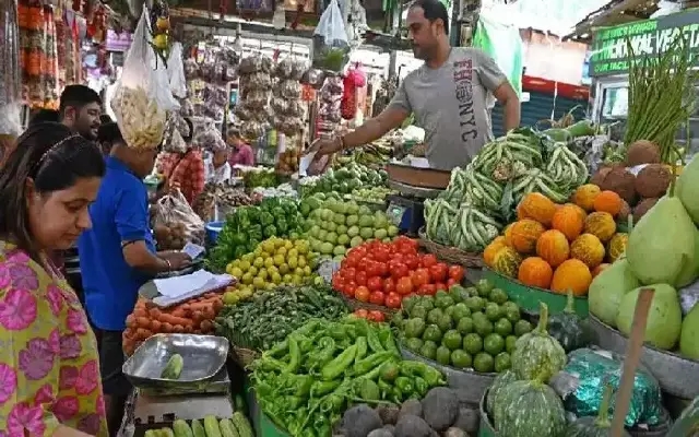 Shimoga Vegetable Prices Surge Amidst Supply Shortages and Import - News Karnataka