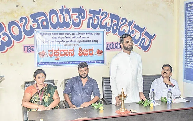 St Philomena College Organises Blood Donation Camp at Kowdichar - News Karnataka
