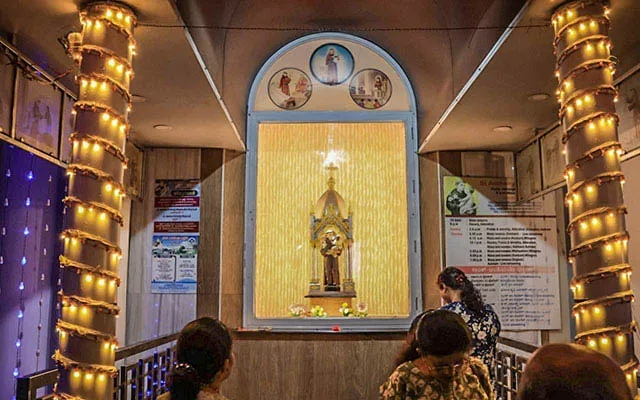 10th Day Tredicina for Feast of St Anthony Held at Milagres Shrine - News Karnataka