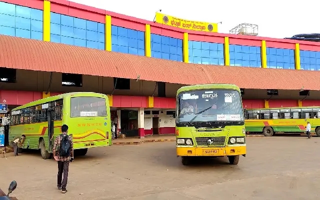 Alleged Embezzlement at Bhatkal's Hi-Tech Bus Stand Parking - News Karnataka
