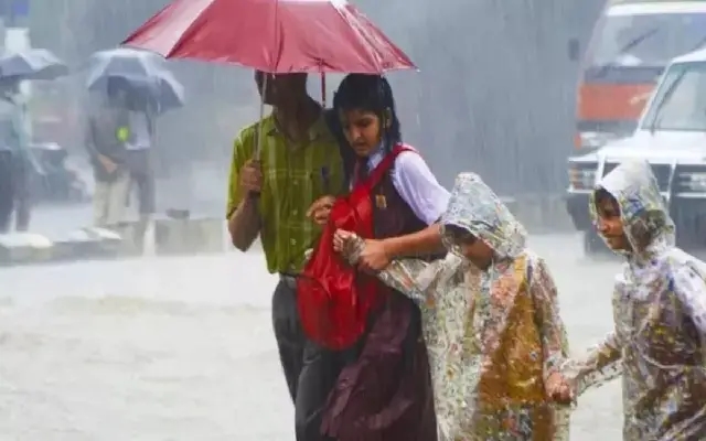 Karnataka School Holiday Due to Heavy Rains and Red Alert - News Karnataka