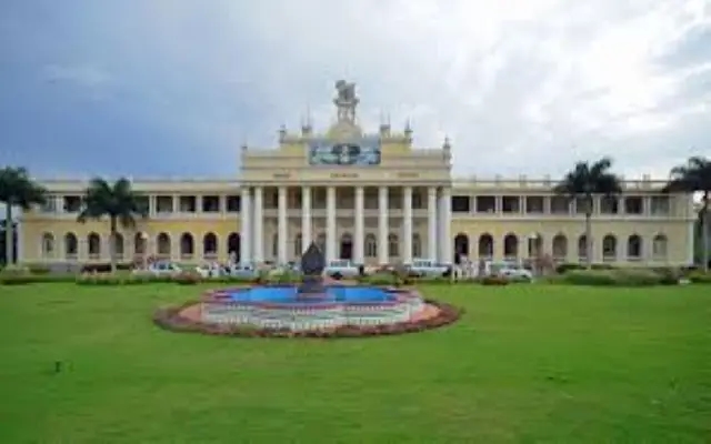 Karnataka’s Higher Education: Faculty Shortages Threaten Student Futures - News Karnataka