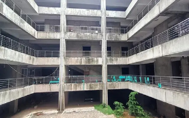 Delays and Structural Issues Plague Mangaluru DC Office Buildings - News Karnataka