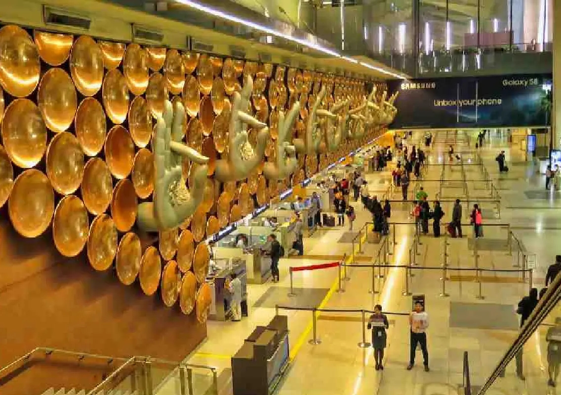 Minor Service Disruptions at Delhi Airport Due to Short Power Cut - News Karnataka