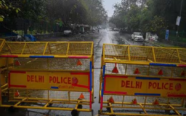 Delhi man turns gangster to take revenge on cheating wife - News Karnataka