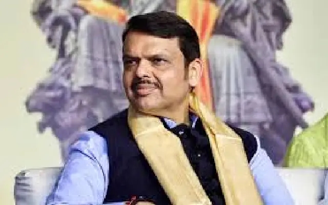 Fadnavis Meets Amit Shah, Stands by Decision to Resign as Maharashtra DCM - News Karnataka