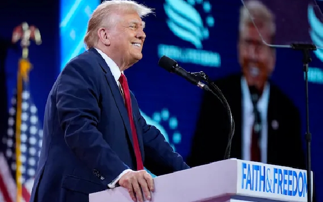 Trump urges evangelical voters to boost turnout at key campaign events - News Karnataka