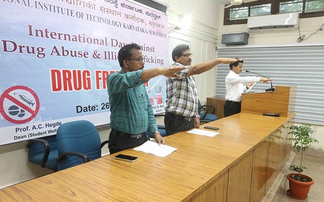 NIT Karnataka, Surathkal Takes a Pledge for a Drug-Free India - News Karnataka