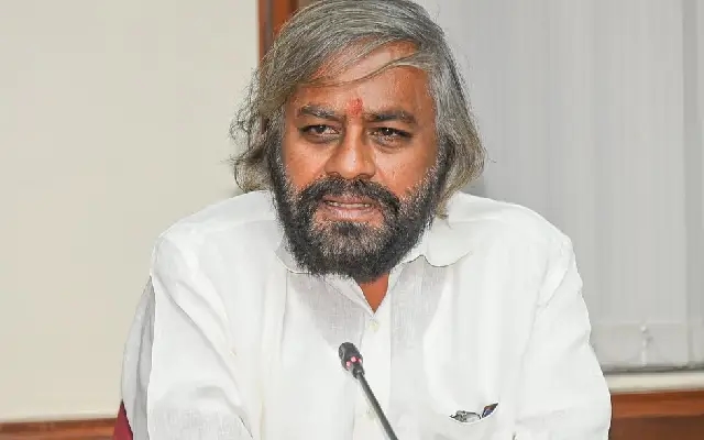 Minister Khandre Clarifies Andhra Pradesh's Request for Dasara Elephants - News Karnataka