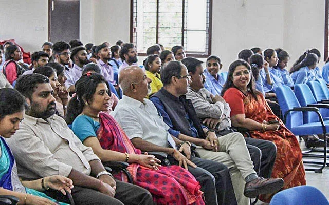 Manel Srinivas Nayak Institute of Management Holds Rotary Biz Quiz 2024 - News Karnataka