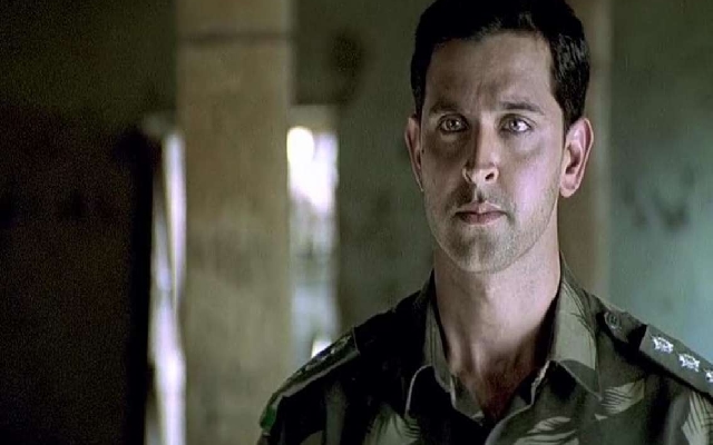 Hrithik Roshan Reflects on Lakshya and Praises Farhan Akhtar's Vision - News Karnataka