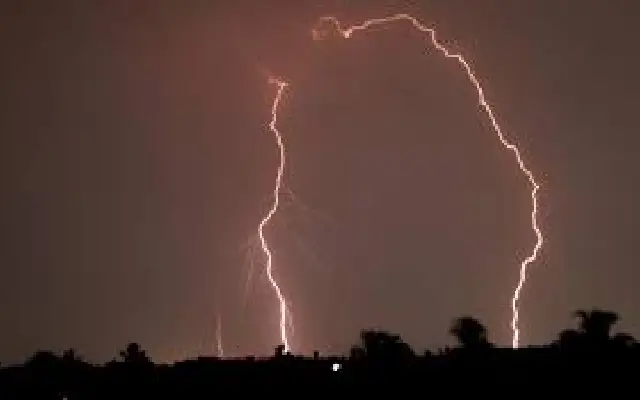 Lightning Strikes Kill Cow and Damage House in Udupi District - News Karnataka