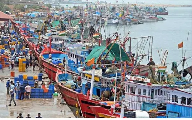 Meeting in Bengaluru Addresses Demands of Coastal Fishermen in Karnataka - News Karnataka