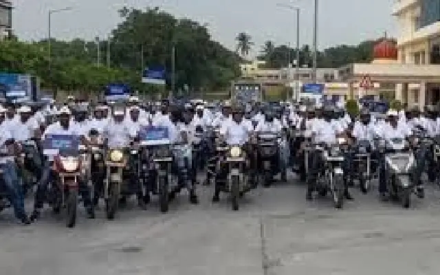 MyMUL Promotes Nandini Products with Awareness Jatha on Chamundi Hill - News Karnataka