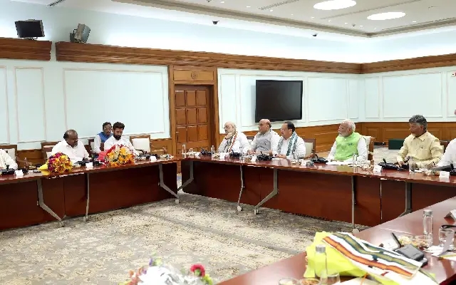 NDA MPs to Convene for Cabinet Formation Talks on Friday - News Karnataka