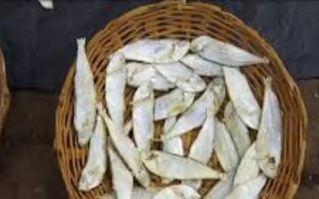 Rising Demand for Dry Fish in Karwar Amid Monsoon Season - News Karnataka