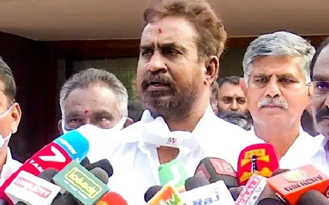 AIADMK Leader Holds Annamalai Responsible for BJP-AIADMK Alliance Split - News Karnataka