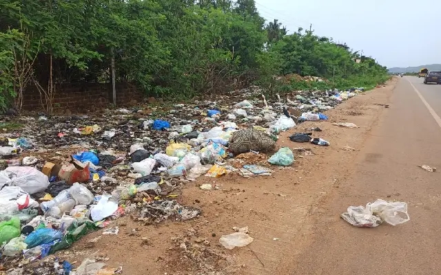 Trash Pile on Bhatkal National Highway Raises Concerns - News Karnataka