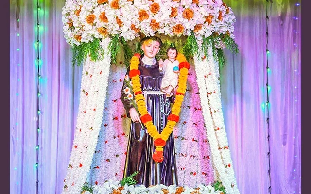Ninth Day of Tredicina for Feast of St Anthony Held at Milagres Shrine - News Karnataka