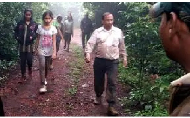 Trespassers Caught by Belagavi Forest Officials - News Karnataka