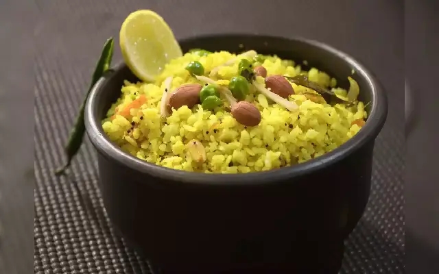 Woman's Critique of Poha as ‘Worst Breakfast' Sparks Online Debate - News Karnataka