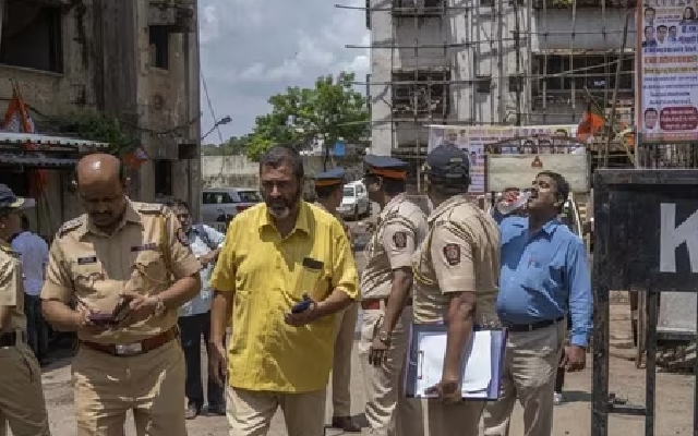 IndiGo flight makes emergency Mumbai landing due to bomb threat - News Karnataka