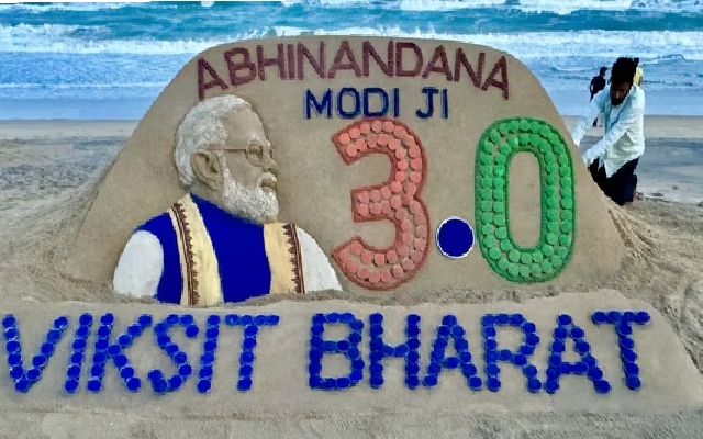Sand Sculpture Of PM Modi In Odisha Ahead Of Swearing-In Ceremony - News Karnataka